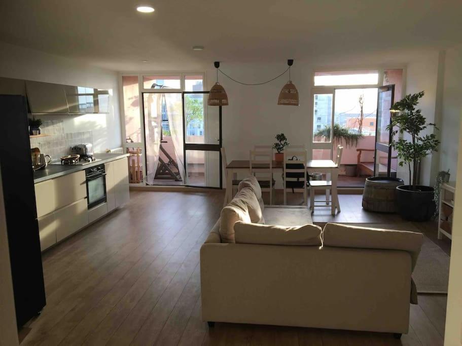 Flc - 3 Bedrooms -max 10 Guests - Gare St Charles 1,5km Hyper Center Marseille